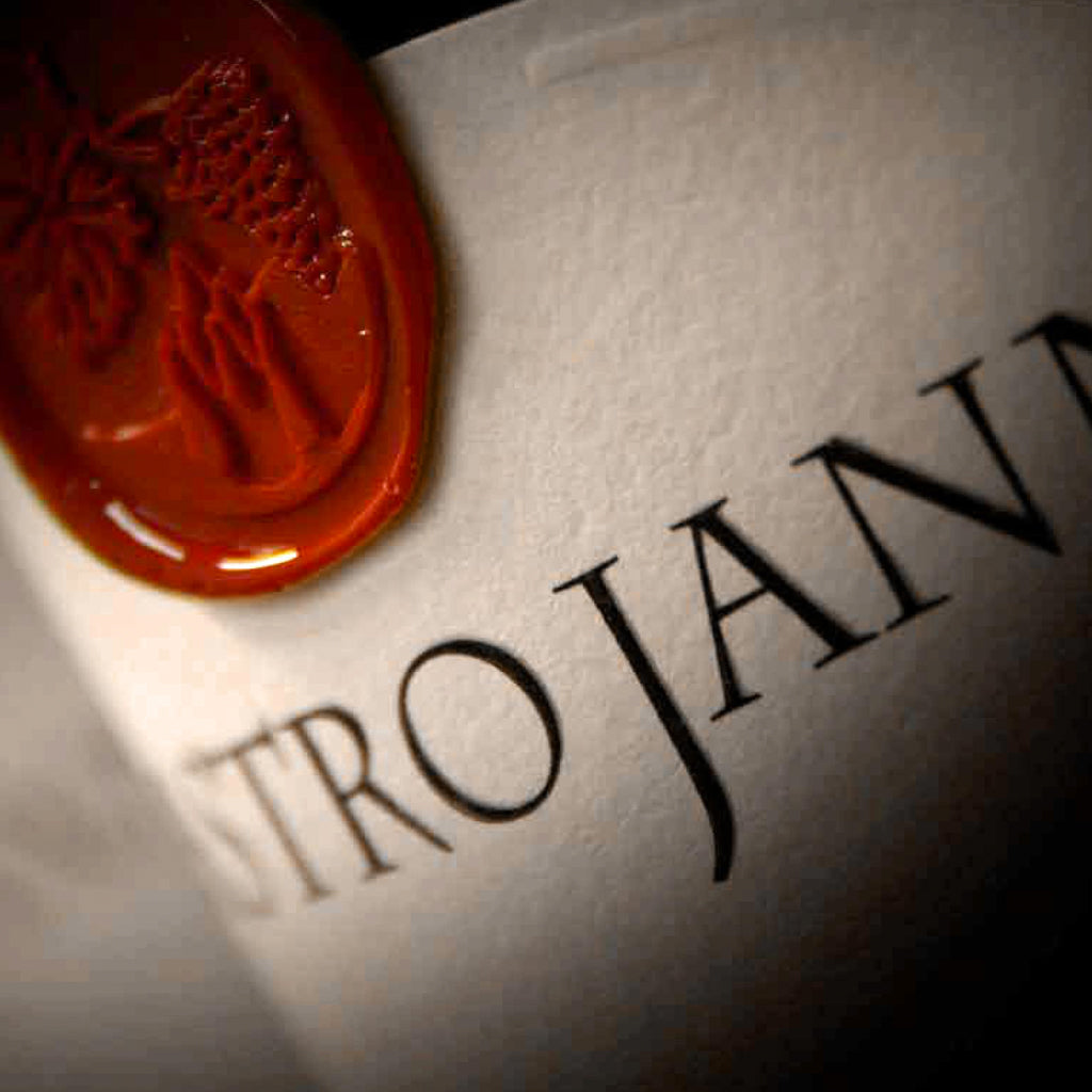 Close up shot of Mastrojanni Wine Label